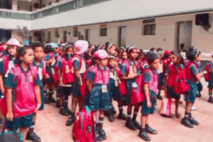 Class-2-Explores-Museums,-Libraries-&-the-Shore